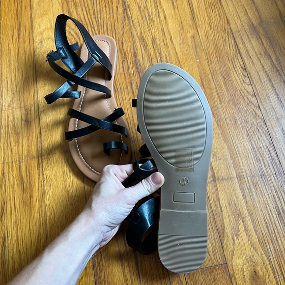 Black Flats NWOT - Picture 3 of 4